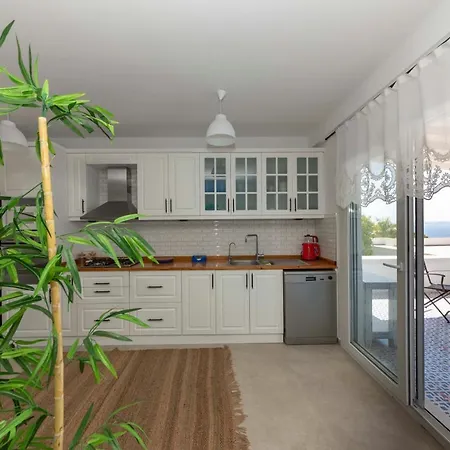 Pleasant House With Splendid View In The Heart Of Bodrum Villa Bodrum