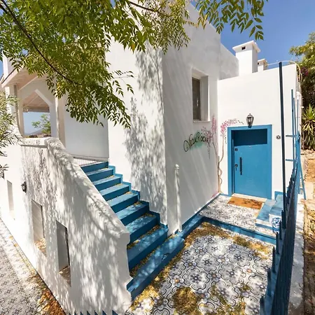 Pleasant House With Splendid View In The Heart Of Bodrum * Αλικαρνασσός